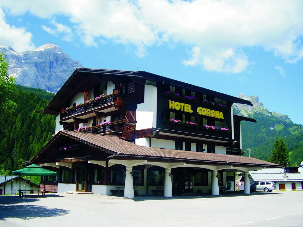 Hotel Corona ヴァル・ディ・ゾルド エクステリア 写真