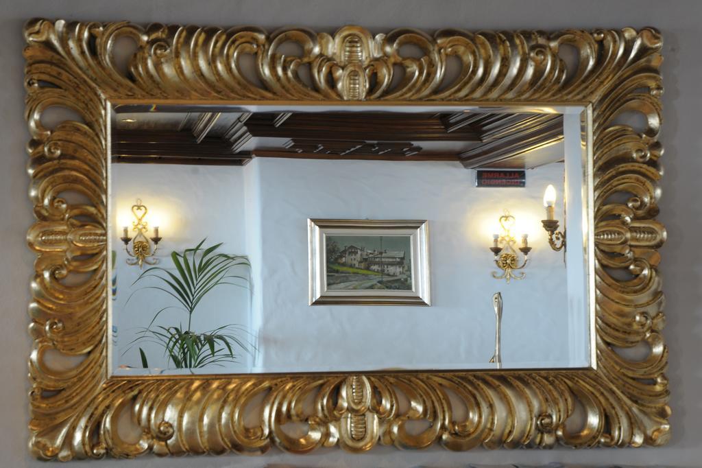 Hotel Corona ヴァル・ディ・ゾルド エクステリア 写真